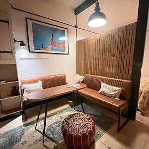 Bb The Warehouse Bed & Breakfast