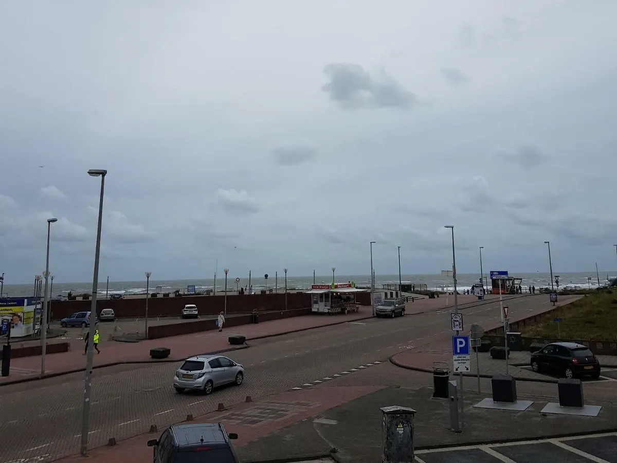 Evy'S Place Zandvoort 0*,